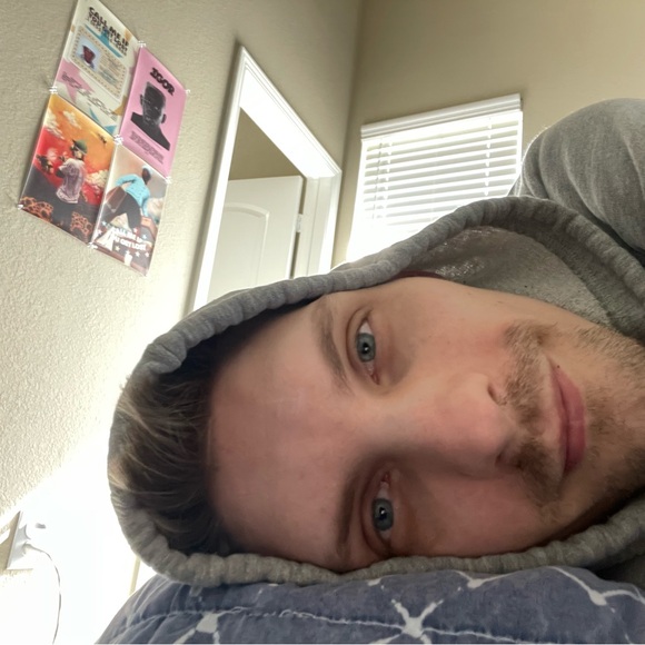 Meet your Posher, Connor - Picture 2 of 3